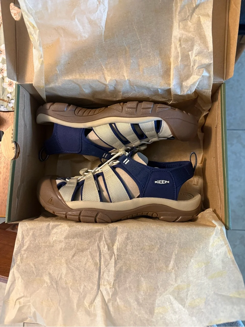 KEEN Newport H2 Men’s Navy and Tan Sandal Shoe